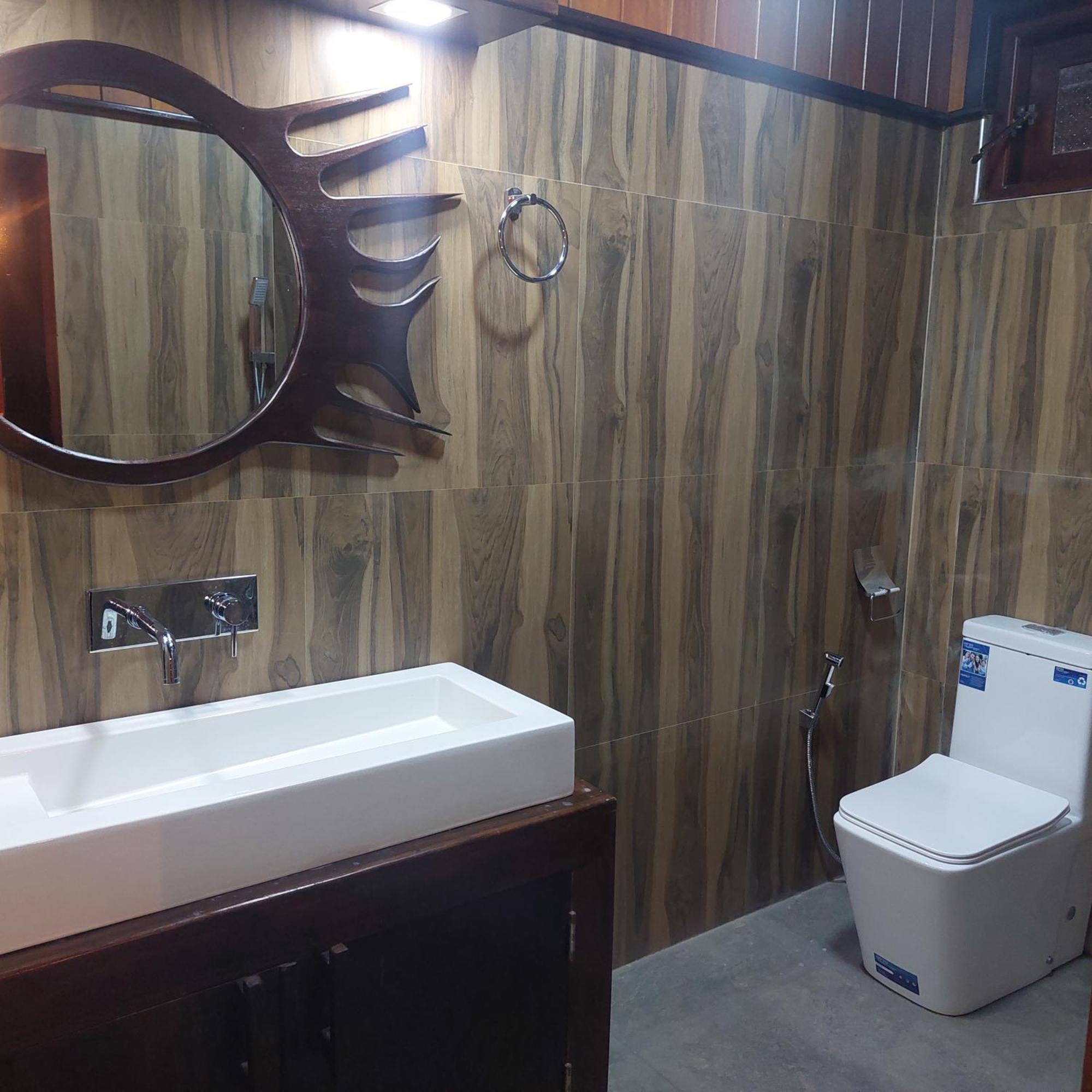 The Dream Inn إيلا الغرفة الصورة