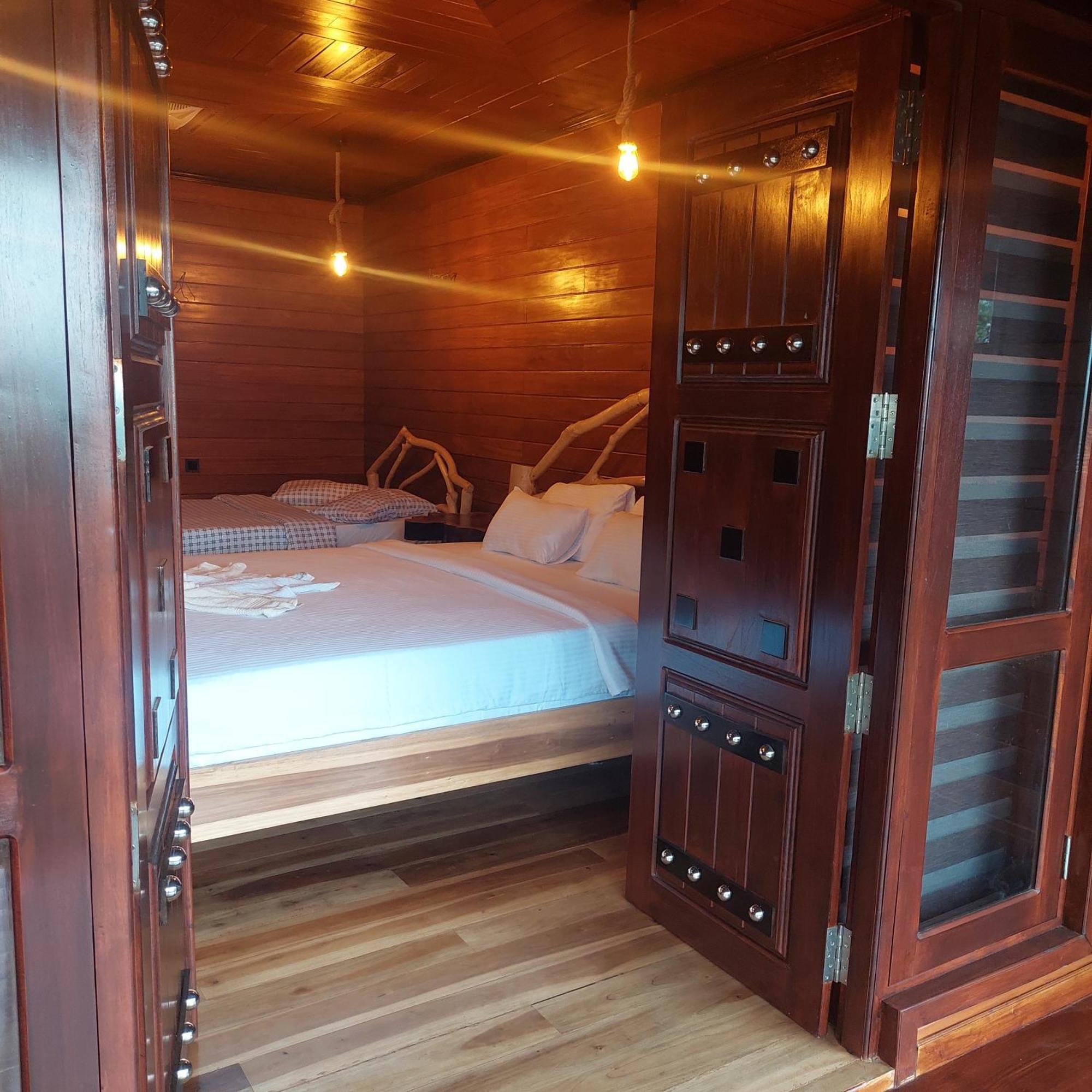 The Dream Inn إيلا الغرفة الصورة